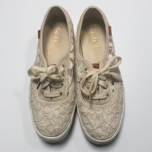 KEDS Festival All Lace Triple Decker Sneakers - Picture 4 of 10